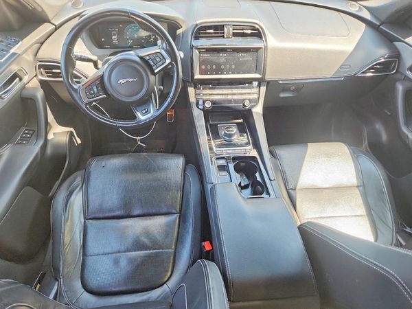 2018 JAGUAR F-PACE S