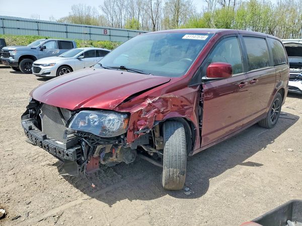 2018 DODGE CARAVAN SE — Front 3/4
