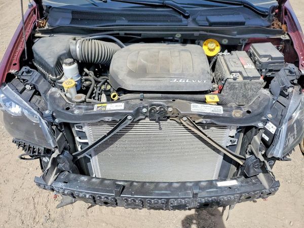 2018 DODGE CARAVAN SE — Engine bay
