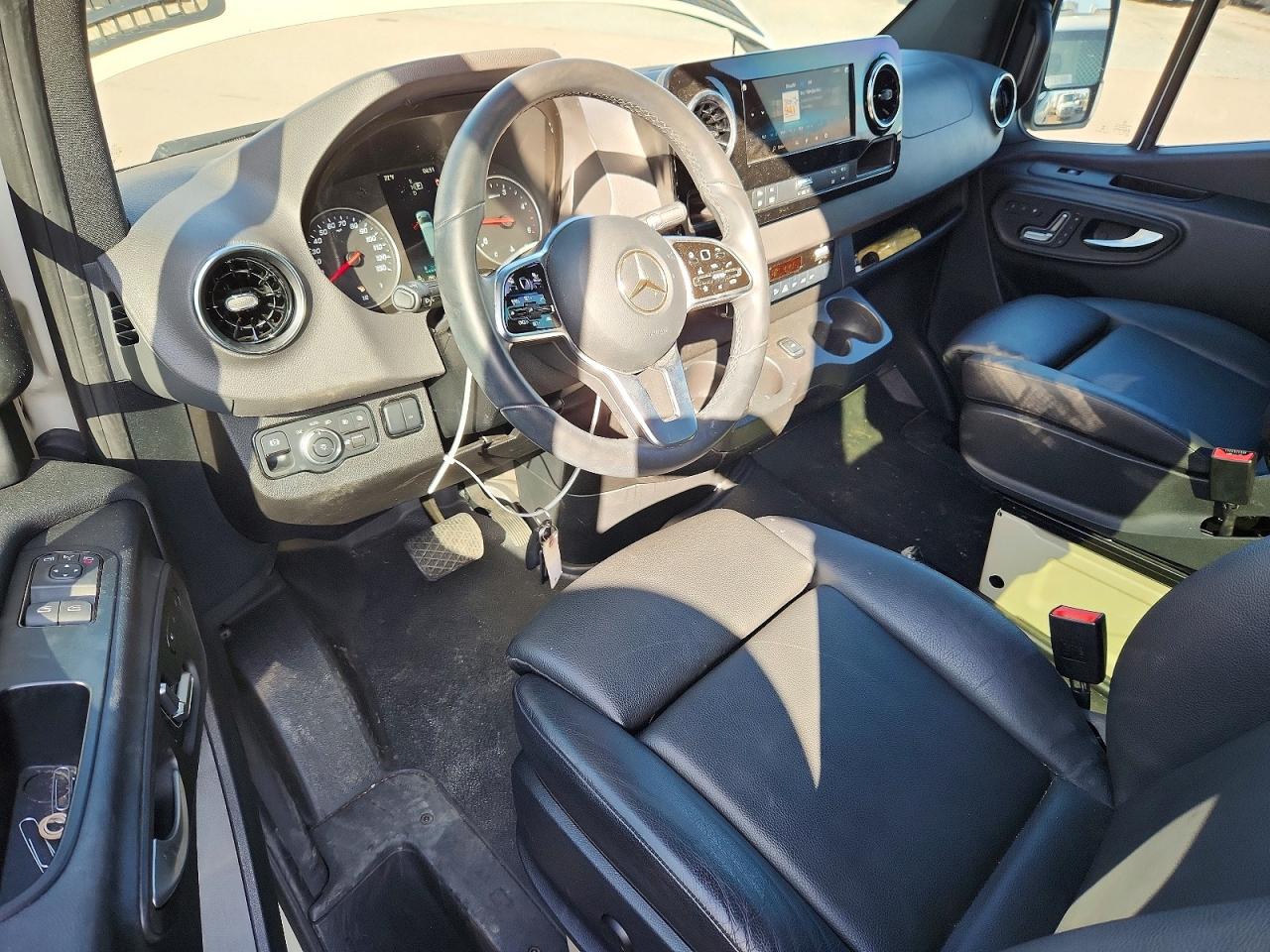 2024 MERCEDES-BENZ SPRINTER