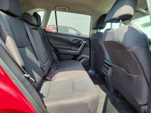 2024 TOYOTA RAV4 LE
