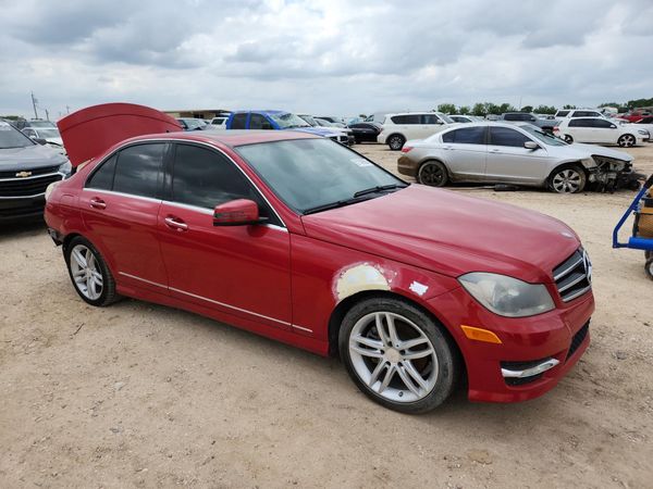 2014 MERCEDES-BENZ C