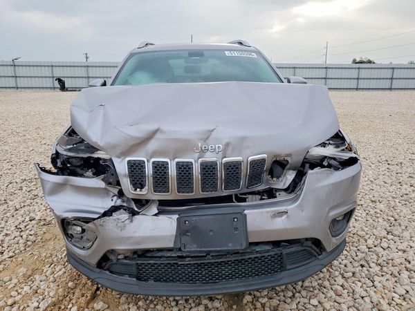 2019 JEEP CHEROKEE LATITUDE FWD