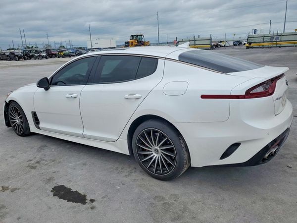 2019 KIA STINGER