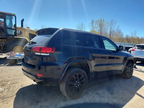 2022 JEEP GRAND CHEROKEE