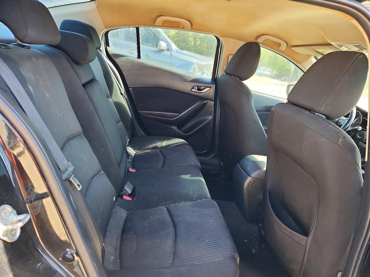 2015 MAZDA 3 Touring/GS