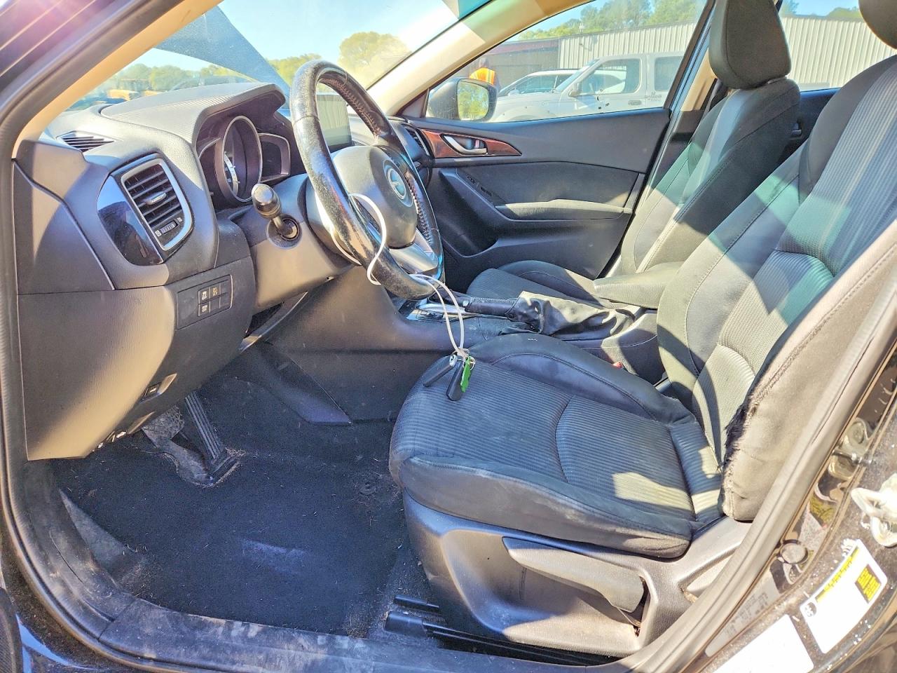 2015 MAZDA 3 Touring/GS