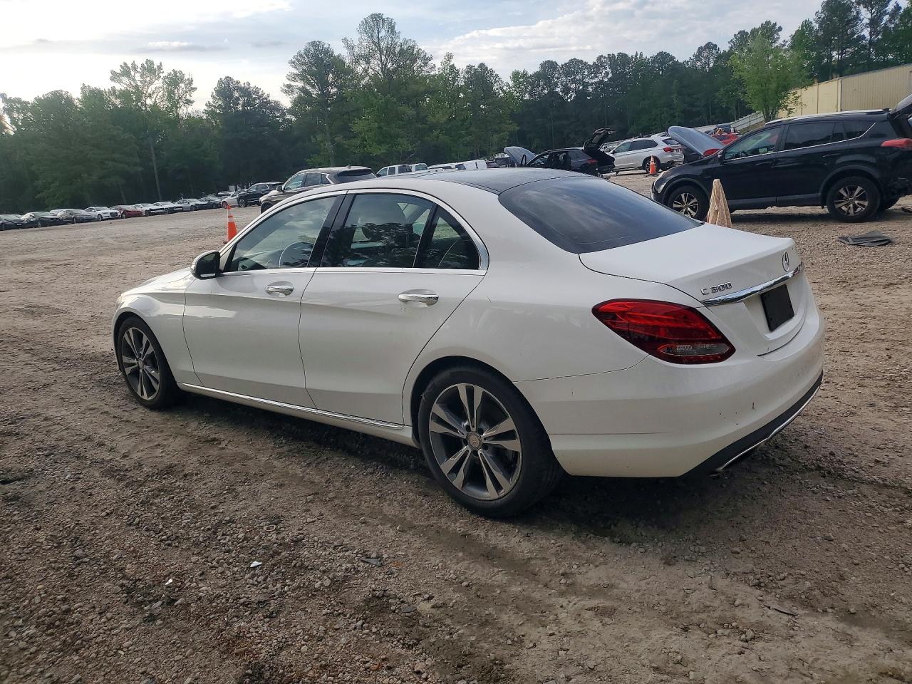 2016 MERCEDES-BENZ C C300
