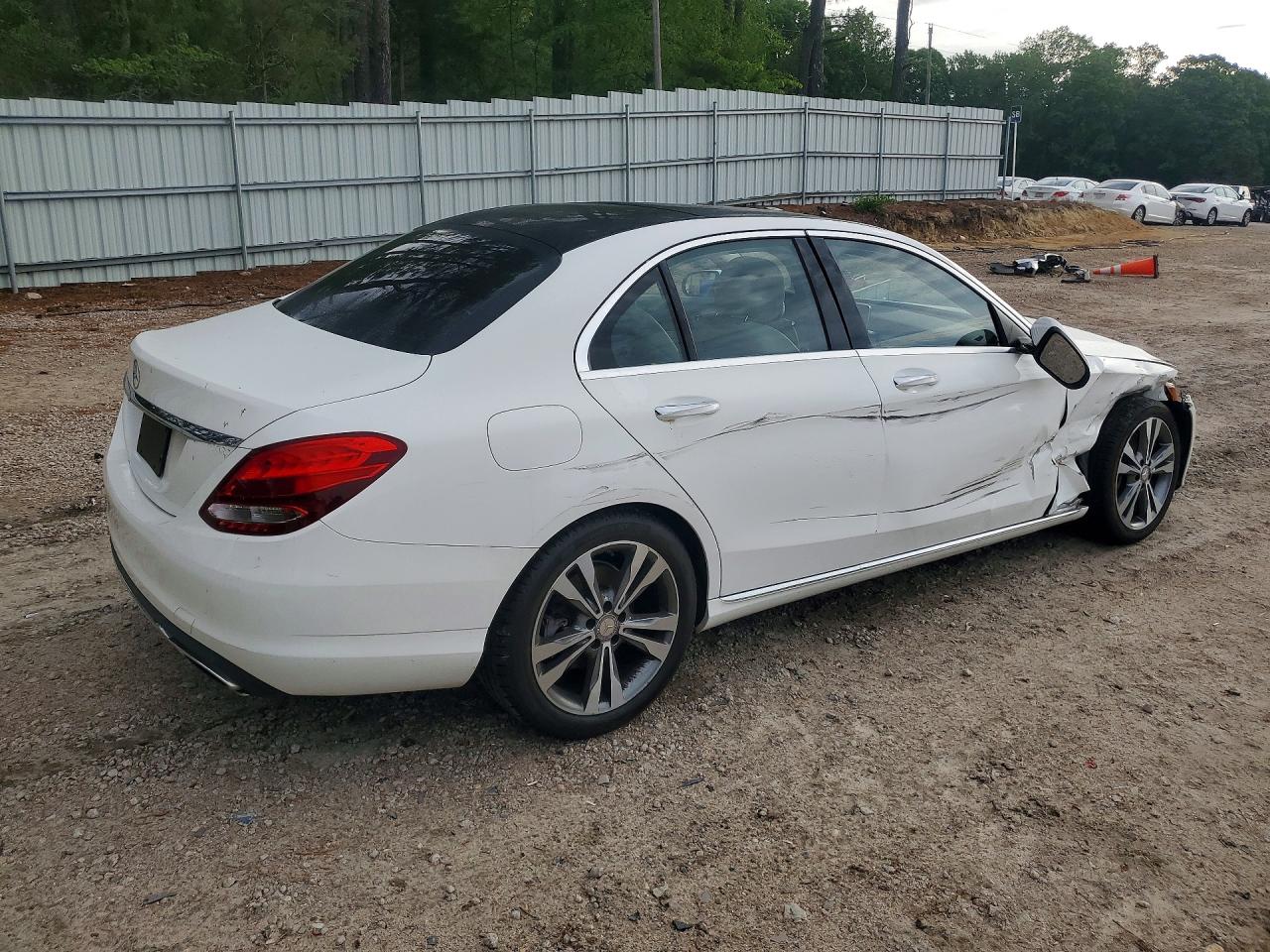 2016 MERCEDES-BENZ C C300