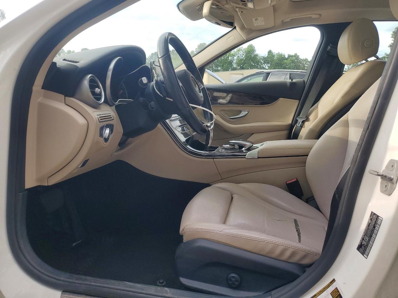 2016 MERCEDES-BENZ C C300
