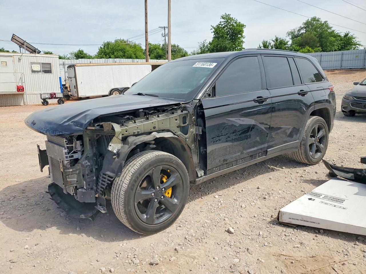 2023 JEEP GRAND CHEROKEE LAREDO 4X2