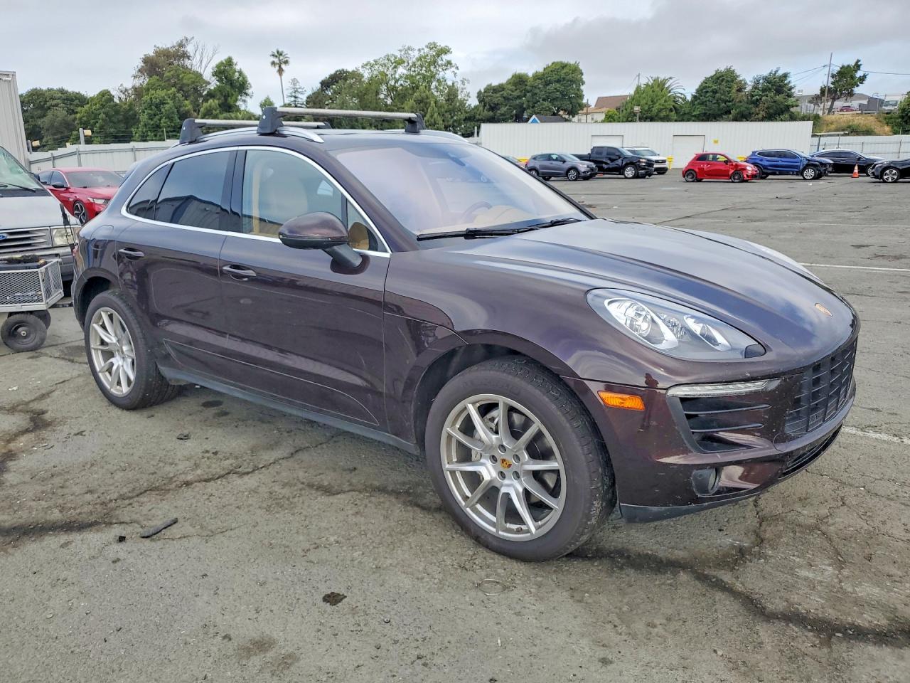 2017 PORSCHE MACAN