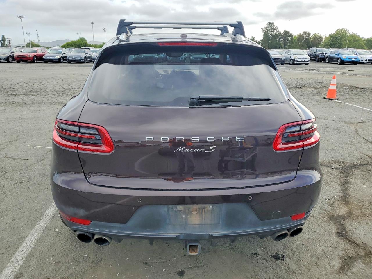 2017 PORSCHE MACAN