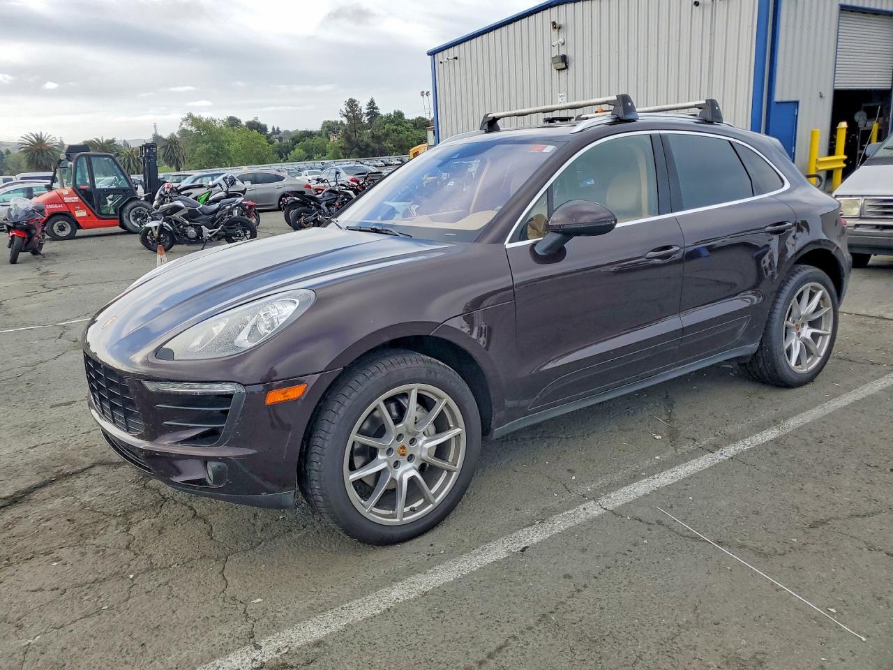 2017 PORSCHE MACAN