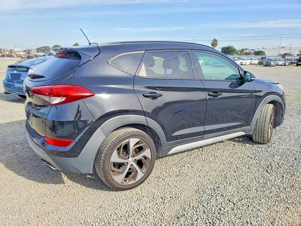 2017 HYUNDAI TUCSON
