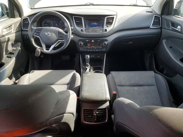 2017 HYUNDAI TUCSON