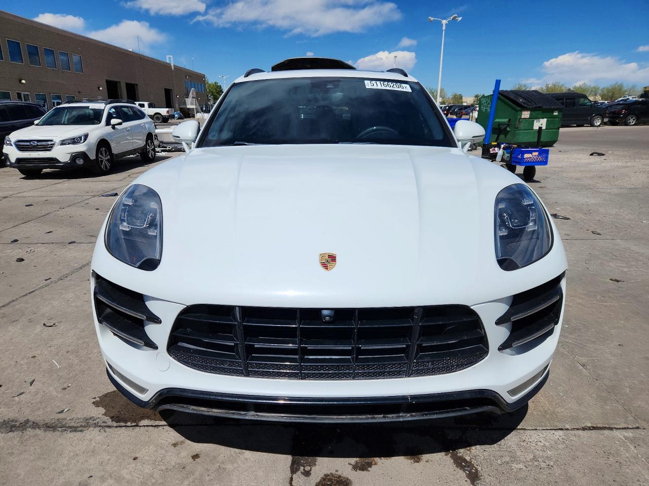 2017 PORSCHE MACAN