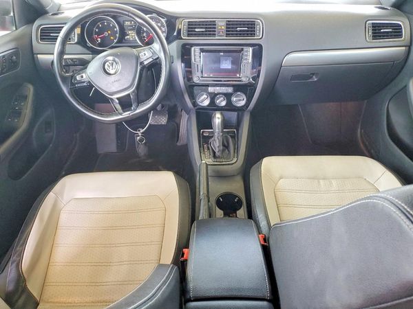2017 VOLKSWAGEN JETTA