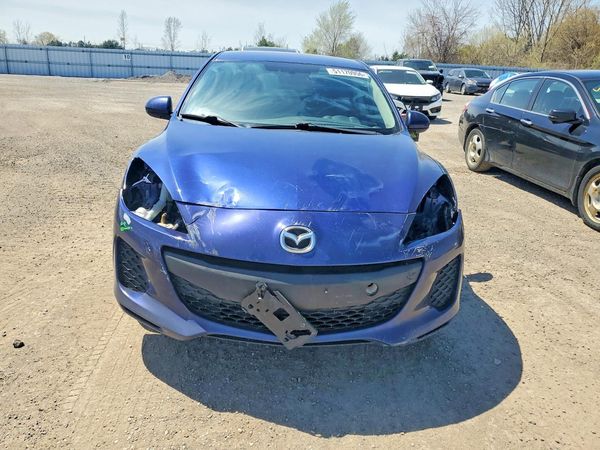 2013 MAZDA 3 Touring/GS