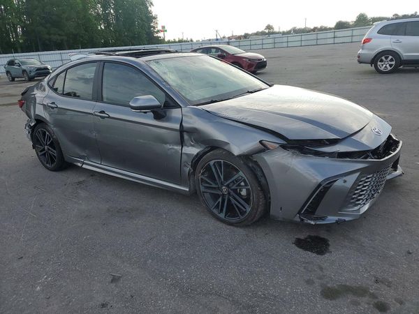2026 TOYOTA CAMRY