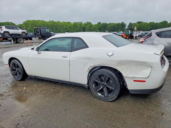 2017 DODGE CHALLENGER SXT