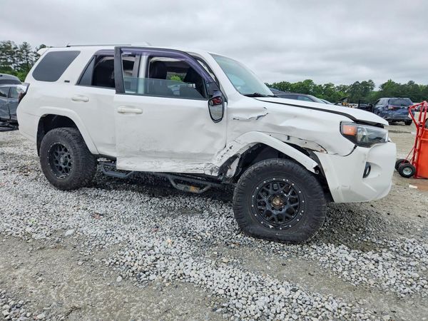 2018 TOYOTA 4RUNNER Ltd/SR5/SR5 Premium