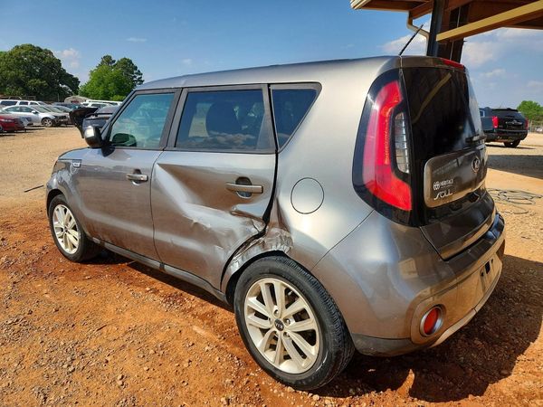 2018 KIA SOUL