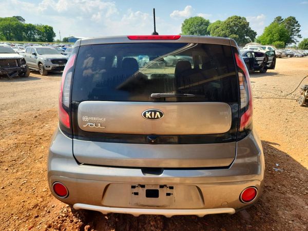 2018 KIA SOUL