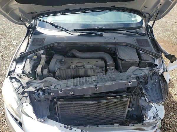 2016 VOLVO S60