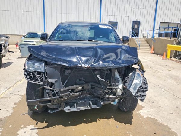2019 JEEP GRAND CHEROKEE LAREDO 4X4