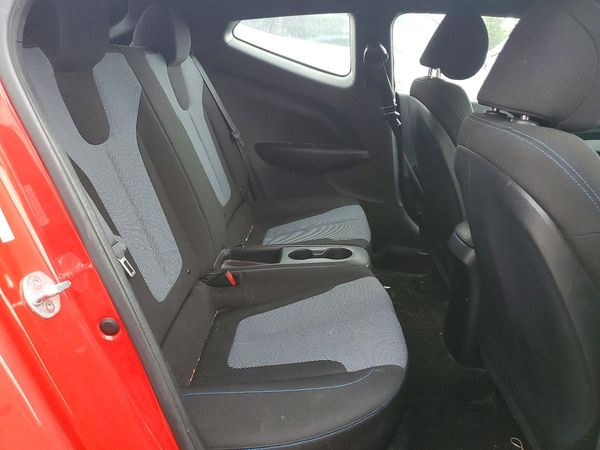 2019 HYUNDAI VELOSTER 2.0L and 2.0L Premium