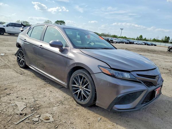 2021 TOYOTA CAMRY SE — Passenger 3/4