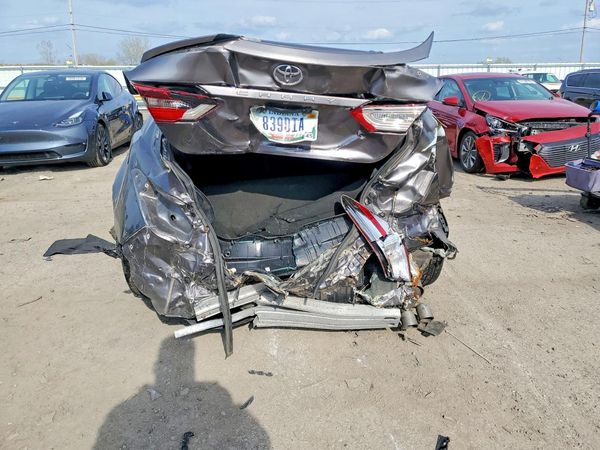 2021 TOYOTA CAMRY SE — DIRR