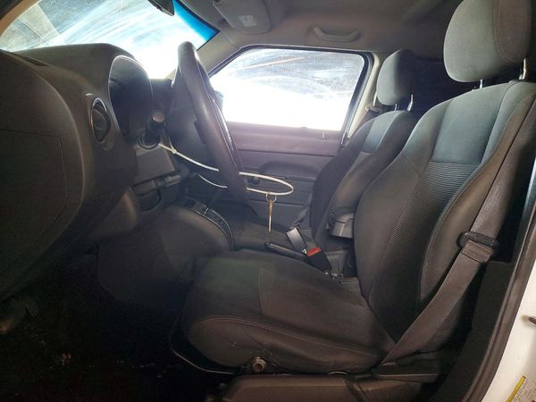 2015 JEEP PATRIOT Sport — DENT