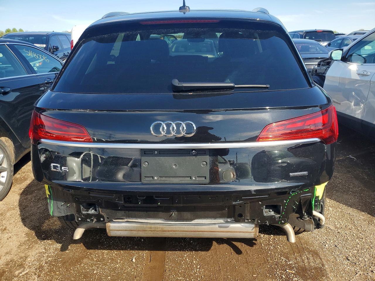 2021 AUDI Q5 quattro Premium Plus