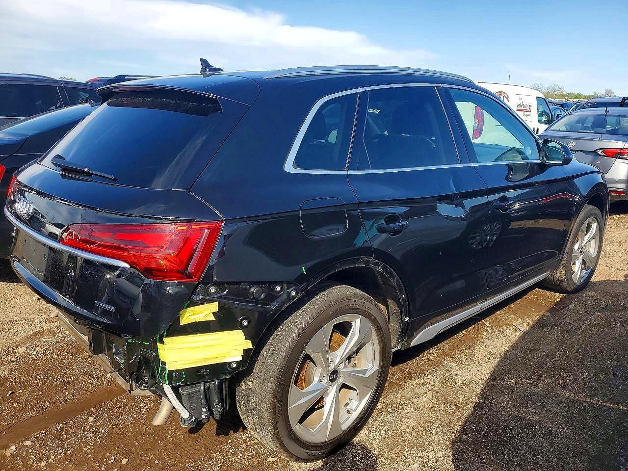 2021 AUDI Q5 quattro Premium Plus