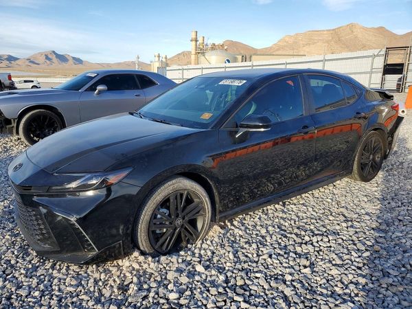 2026 TOYOTA CAMRY