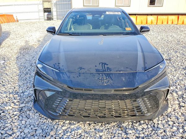 2026 TOYOTA CAMRY