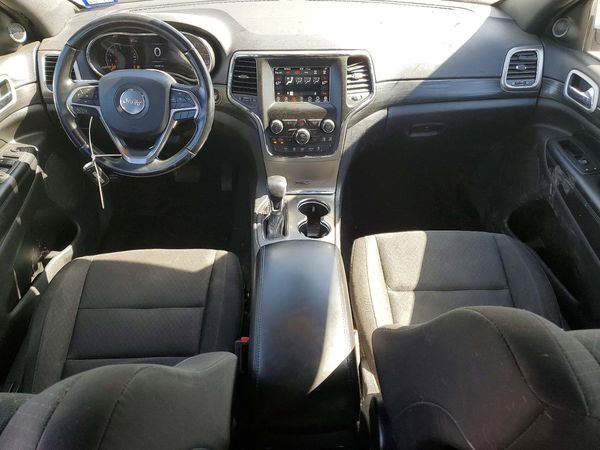 2020 JEEP GRAND CHEROKEE LAREDO 4X4