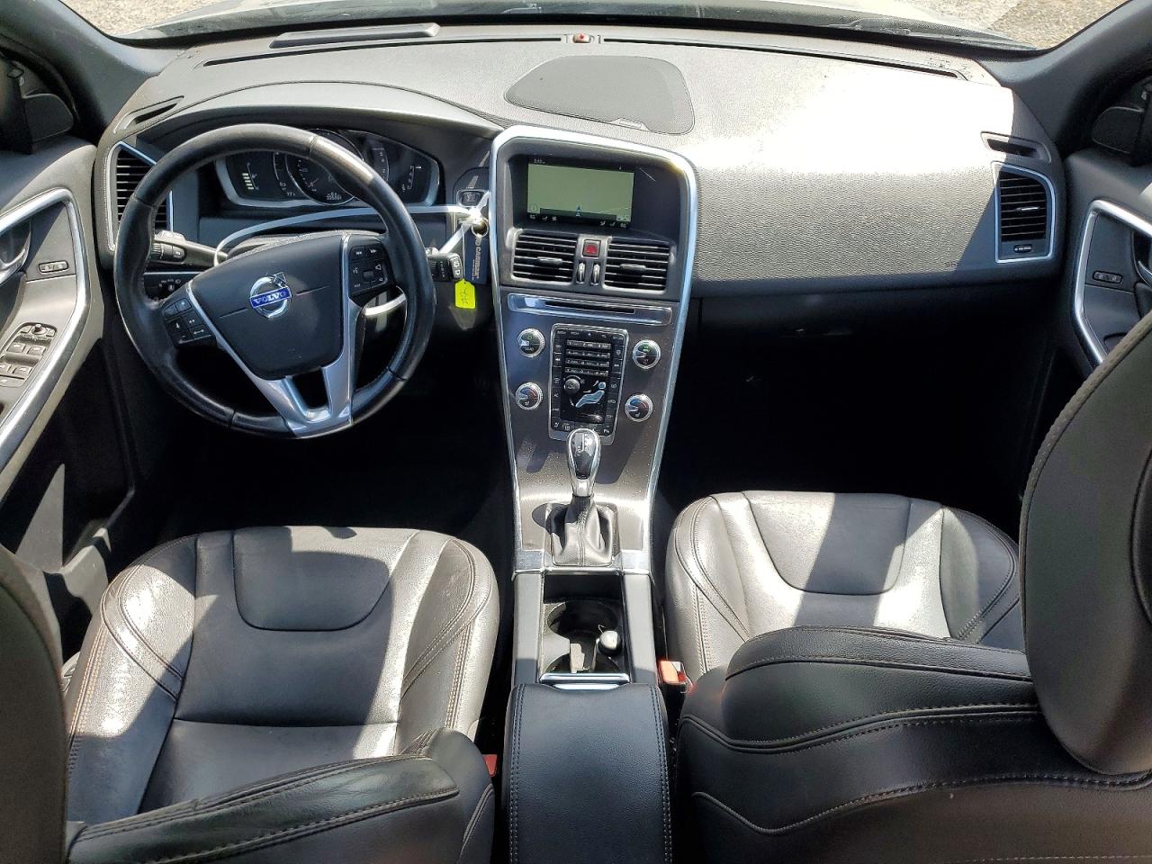 2016 VOLVO XC60 SV35 Platinum