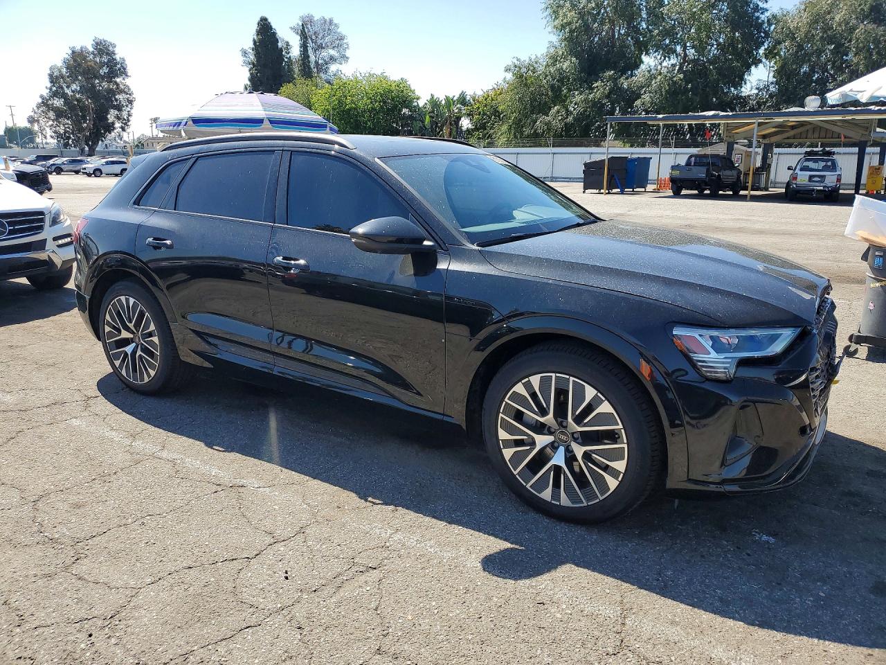 2024 AUDI Q8 E-TRON quattro Premium Plus