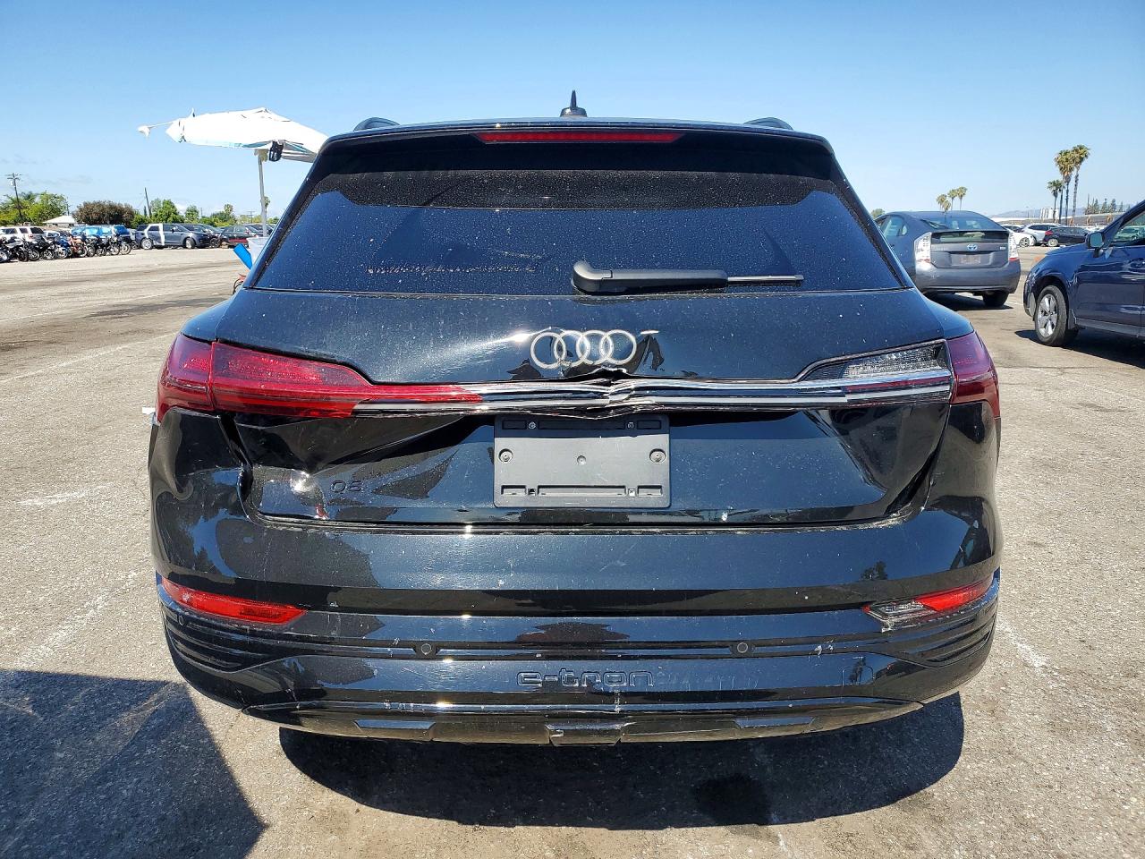 2024 AUDI Q8 E-TRON quattro Premium Plus