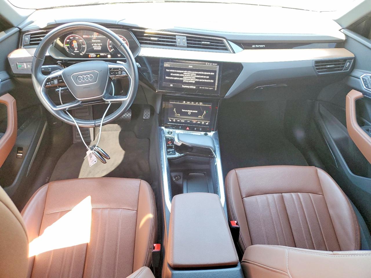 2024 AUDI Q8 E-TRON quattro Premium Plus