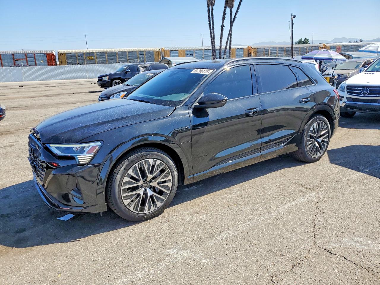 2024 AUDI Q8 E-TRON quattro Premium Plus