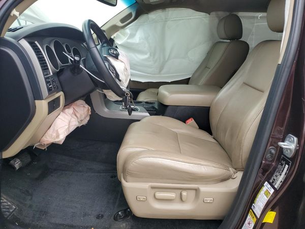 2016 TOYOTA SEQUOIA