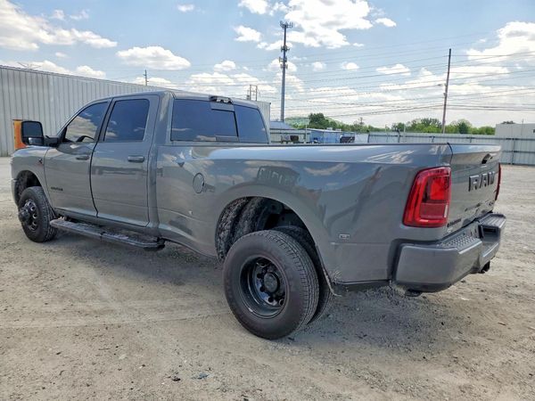 2026 RAM 3500 LARAMIE CREW CAB 4X4