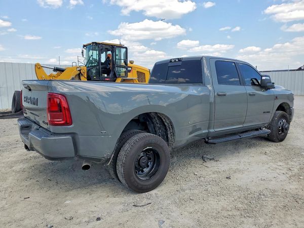 2026 RAM 3500 LARAMIE CREW CAB 4X4