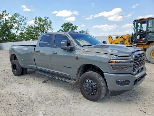 2026 RAM 3500 LARAMIE CREW CAB 4X4