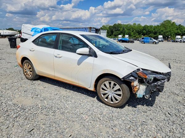 2018 TOYOTA COROLLA