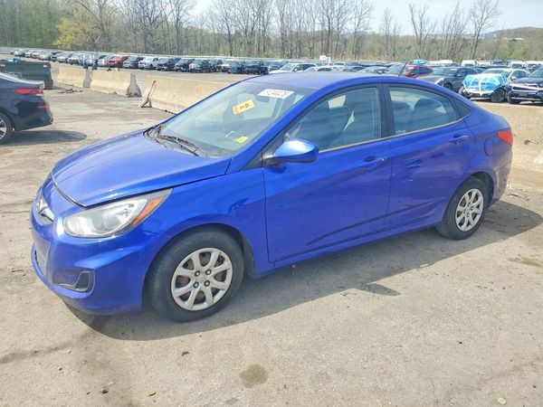 2013 HYUNDAI ACCENT GLS, GS